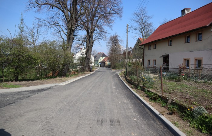 Zdjęcie drogi w Tyńczyku