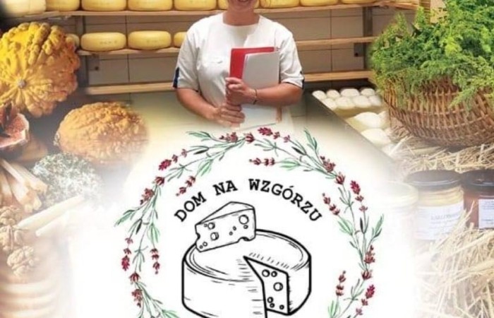 Zdjęcie kobiety na tle półek z serem